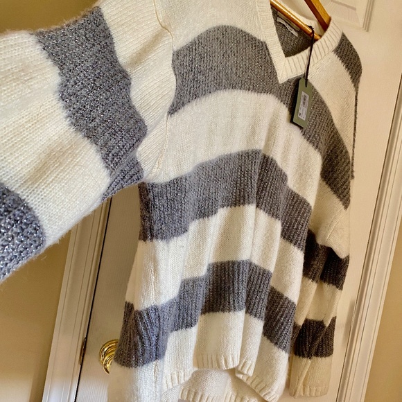 ALL SAINTS Lou Sparkle Jumper V-Neck Sweater in Gray and Cream - Medium - NWT - Picture 3 of 8